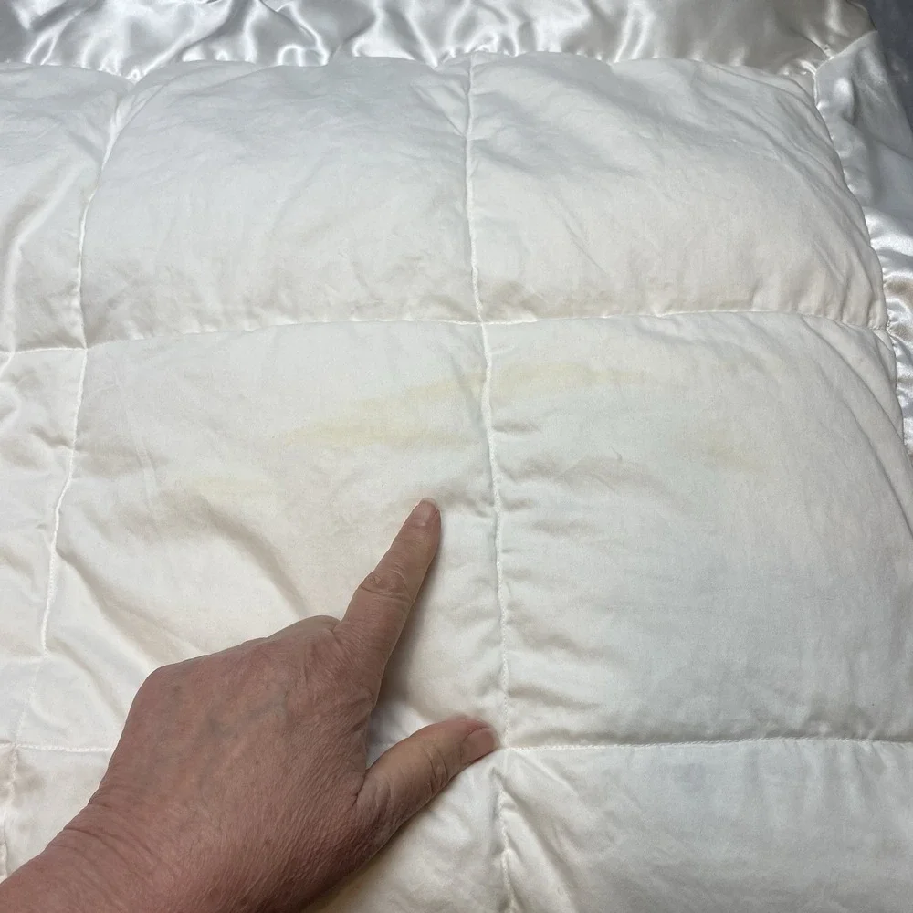 Royal Velvet‎ Satin Trim Down Comforter 87